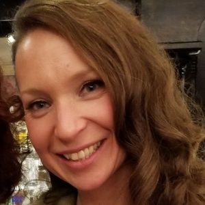 Meet your Posher, Evelina